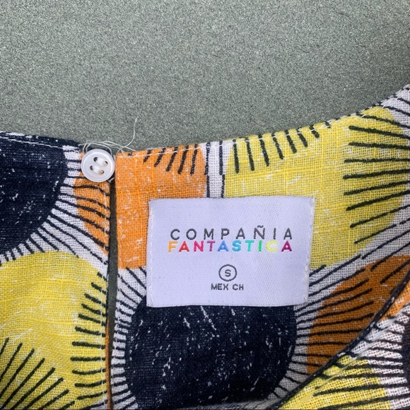 Floral Ruffled Top - Picture 5 of 6